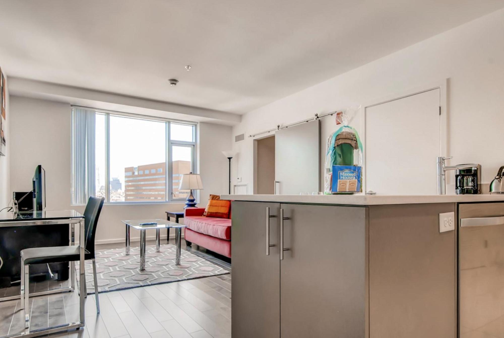Global Luxury Suites At Kendall East Cambridge Room photo