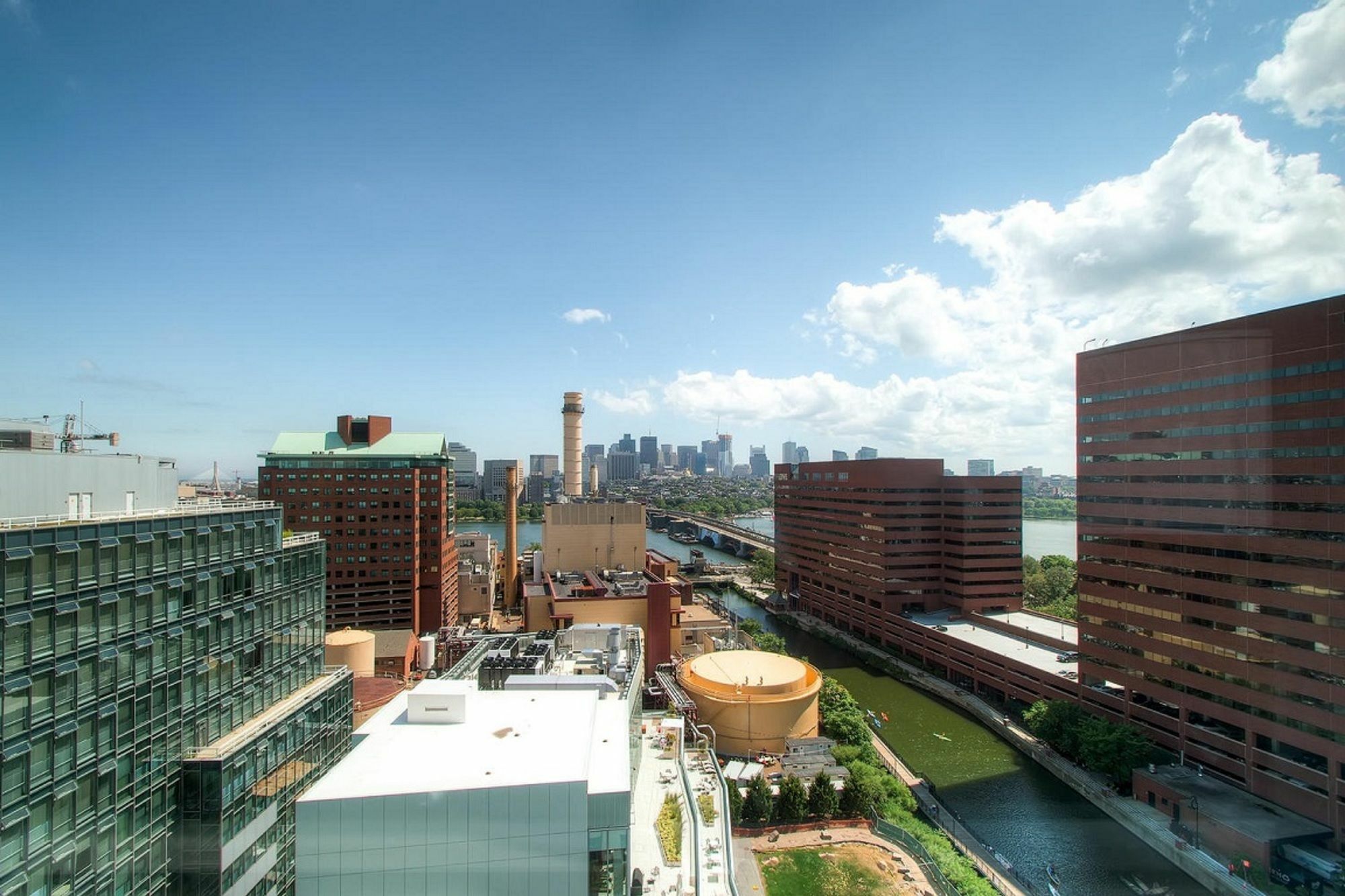 Global Luxury Suites At Kendall East Cambridge Exterior photo