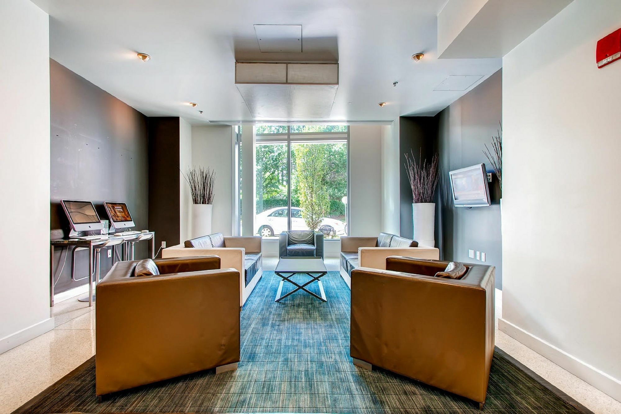 Global Luxury Suites At Kendall East Cambridge Exterior photo